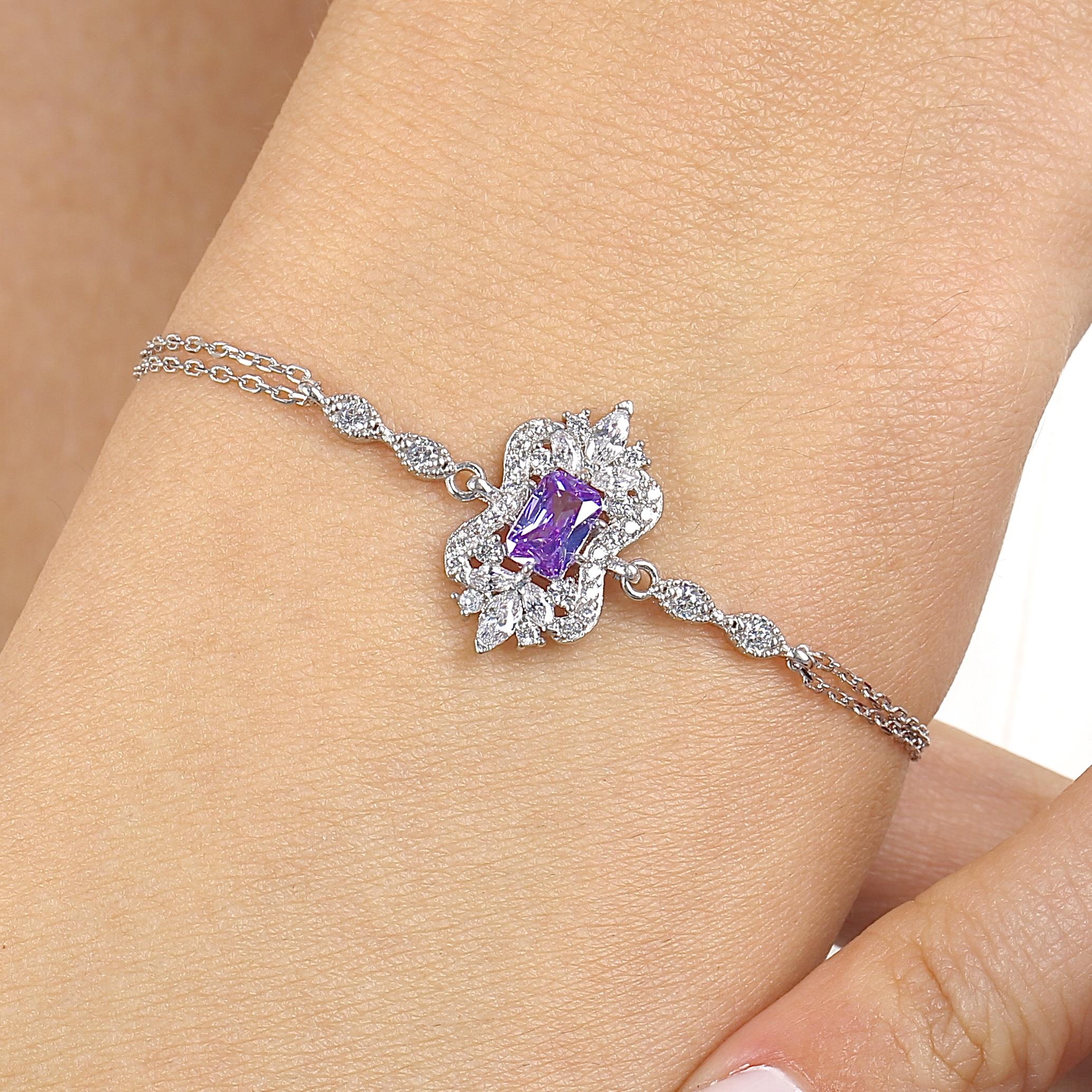 Noble Sparkle Classic Vintage Silver Bracelet with Lilac Stones